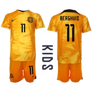 Holandsko Steven Berghuis #11 Dětské Domácí dres komplet MS 2022 Krátký Rukáv (+ trenýrky)